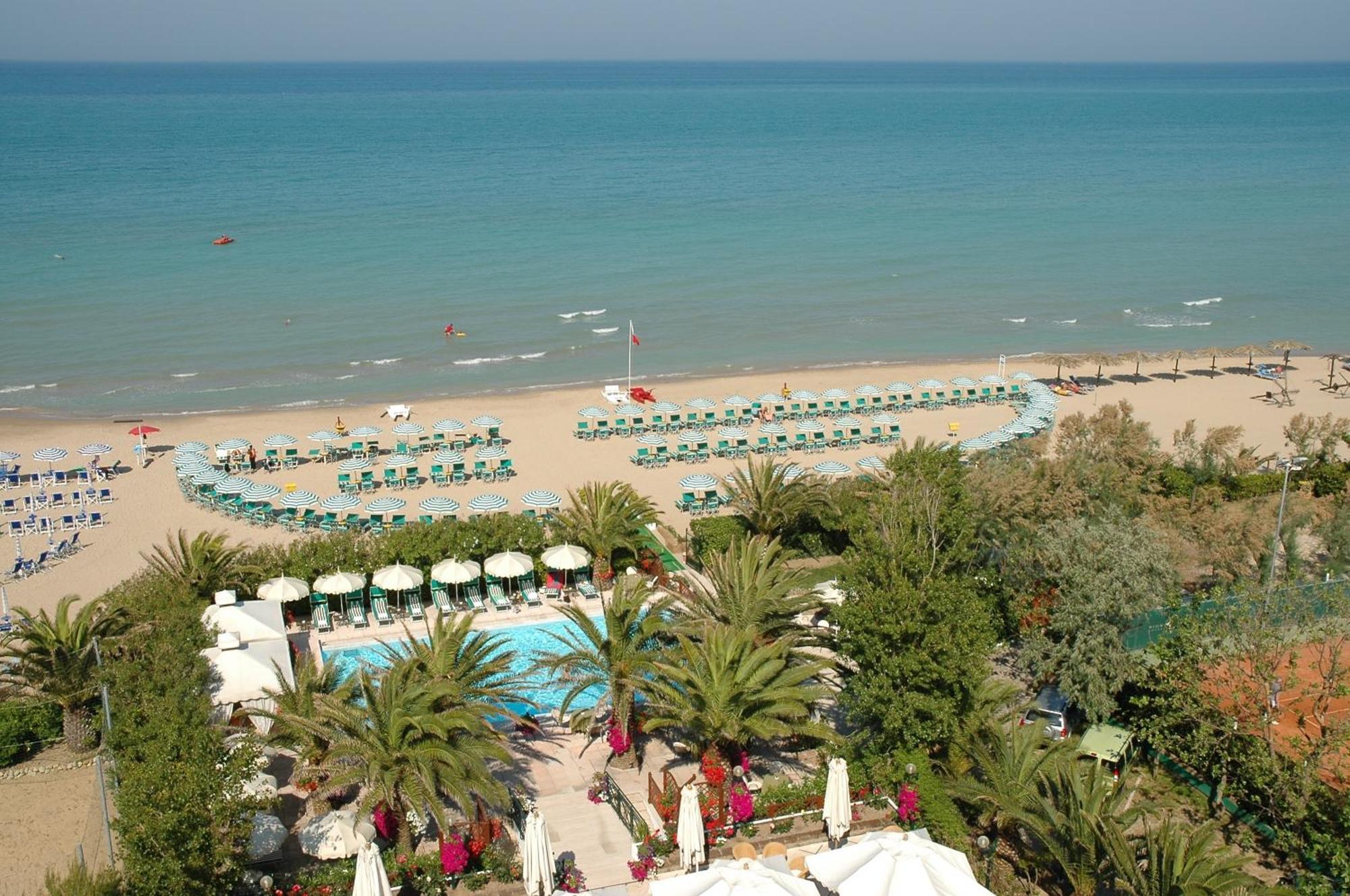 Hotel Mion Charme & Relax Silvi Marina Exterior foto