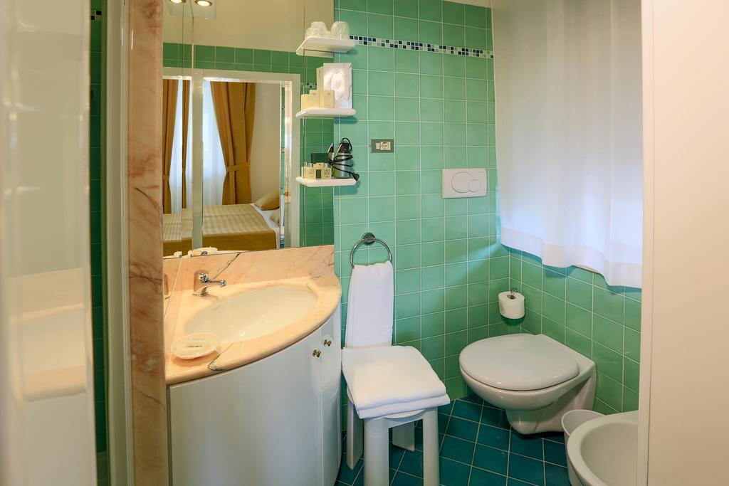 Hotel Mion Charme & Relax Silvi Marina Exterior foto